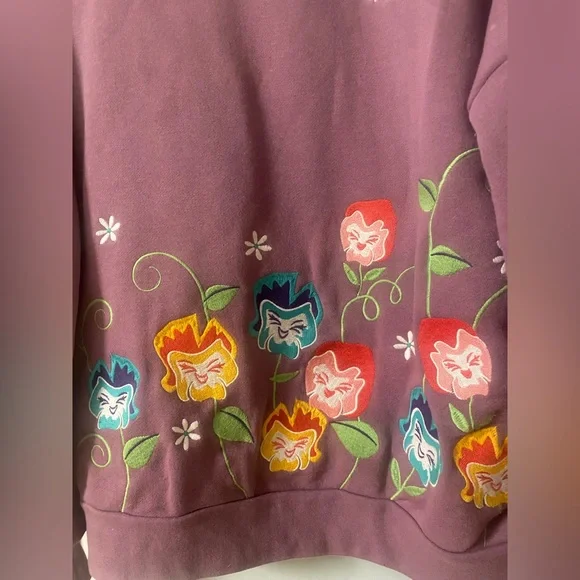 Her Universe Disney Alice in Wonderland I'm Late Flower Crewneck Size Medium - Picture 7 of 8